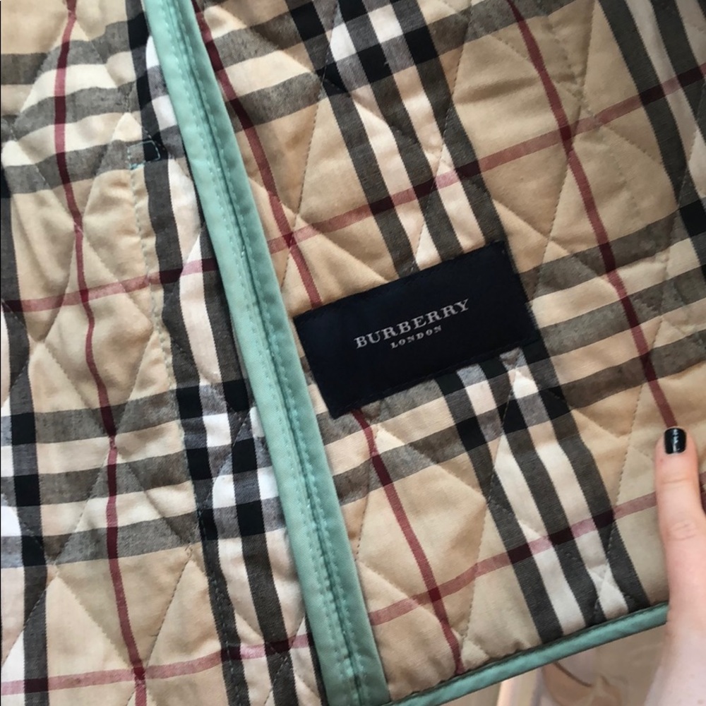 Burberry Mint Green Quilted Jacket - Picture 3 of 6